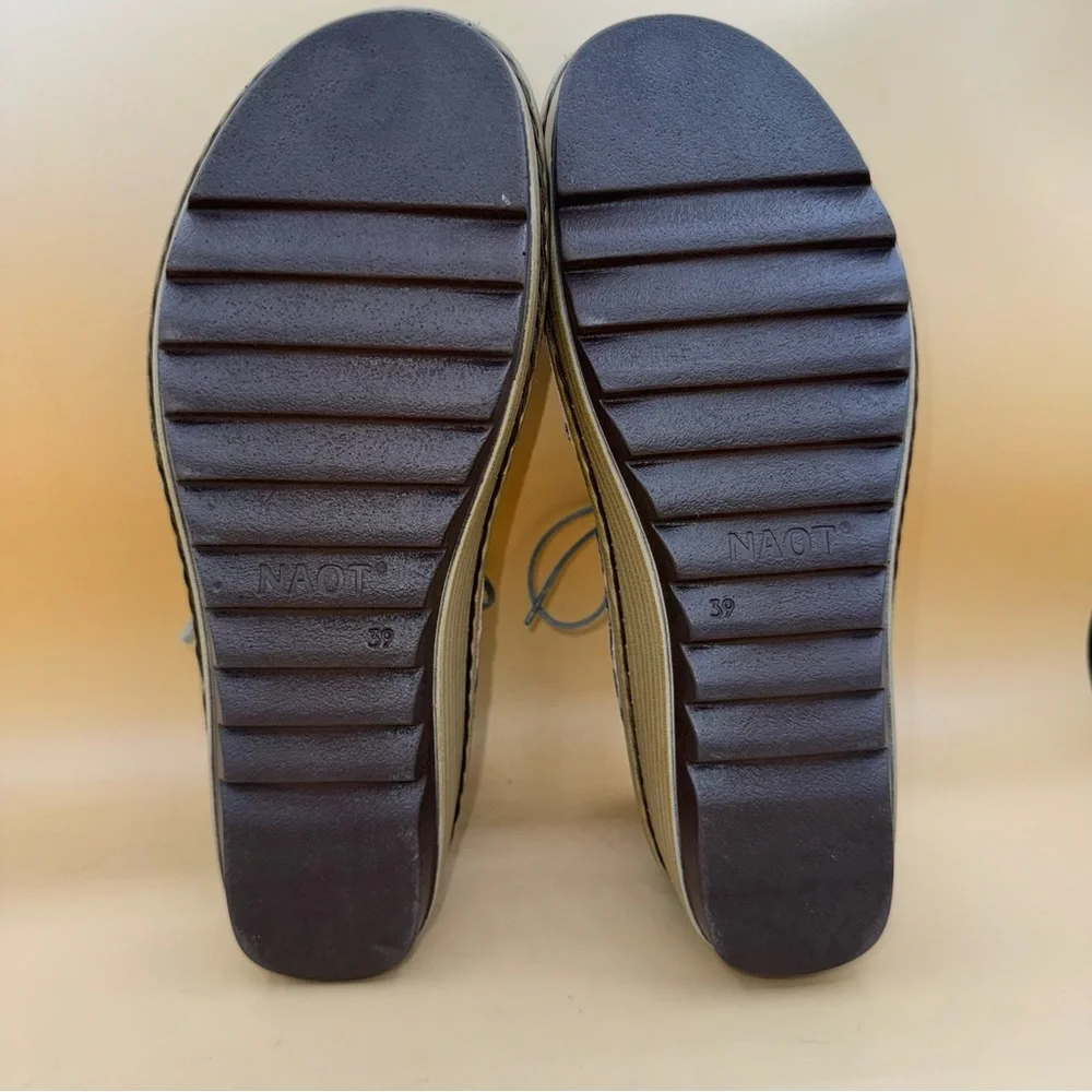 NAOT Yarrow Nubuck Teak Ghillie,‎ Women’s Size 39, EUC